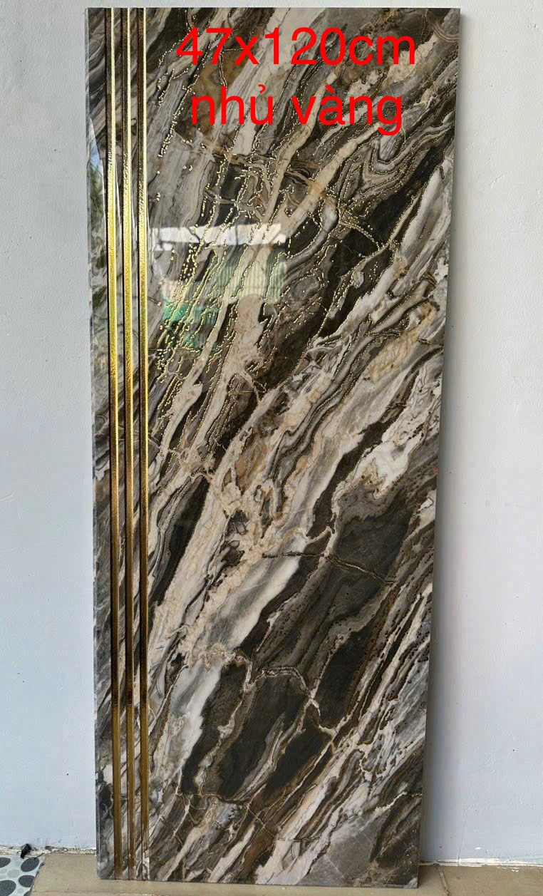 Ốp Tam Cấp Nhủ Vàng 09